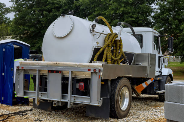 Best Porta potty delivery and setup  in Folsom, NJ